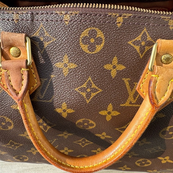 Louis Vuitton Brown Monogram Speedy 30 Handbag - Picture 12 of 16